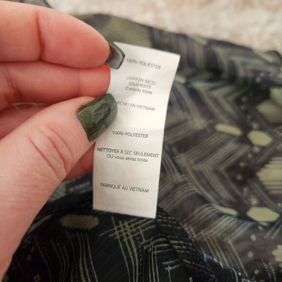 Lularoe Monroe Kimono With Fringe Green and Black Size Small - Picture 8 of 11